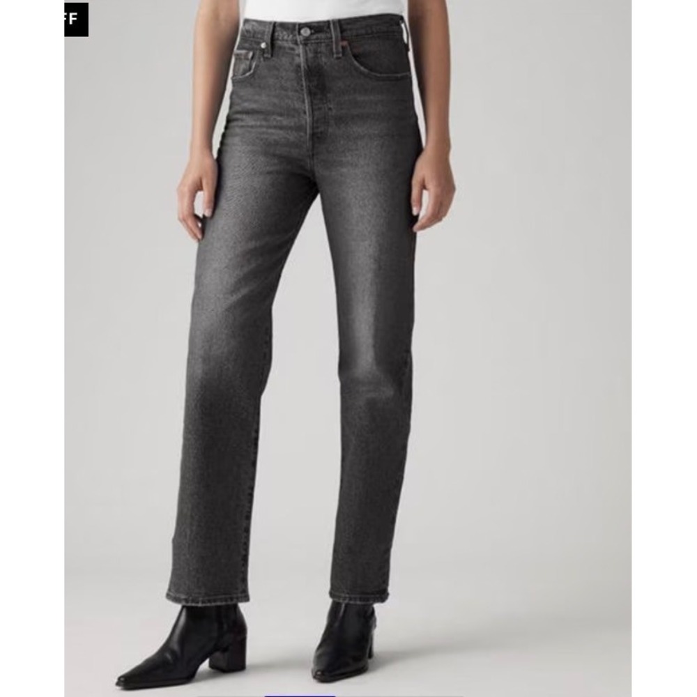 Levi's Women 26 Ribcage Straight Ankle Jeans Washed Black High Rise Trendy Boho